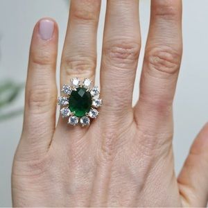 Nicola Bathie Emerald Green Ring